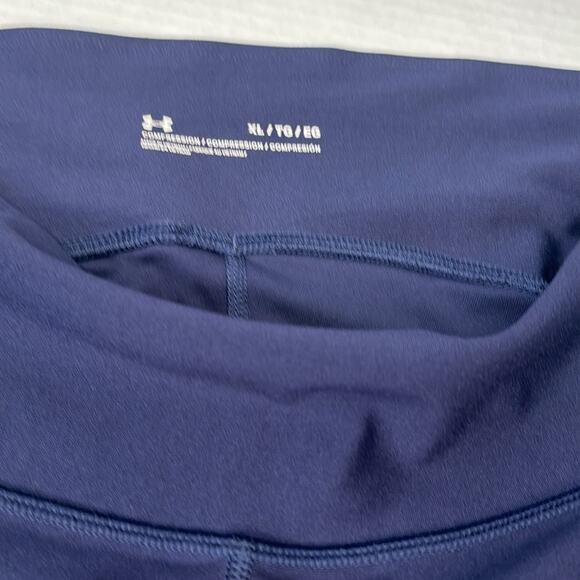 Under Armour UA HeatGear No-Slip Waistband 7/8
Ankle Leggings Size XL - Picture 3 of 9